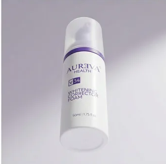 AURÉVA foam bottle on a plain background